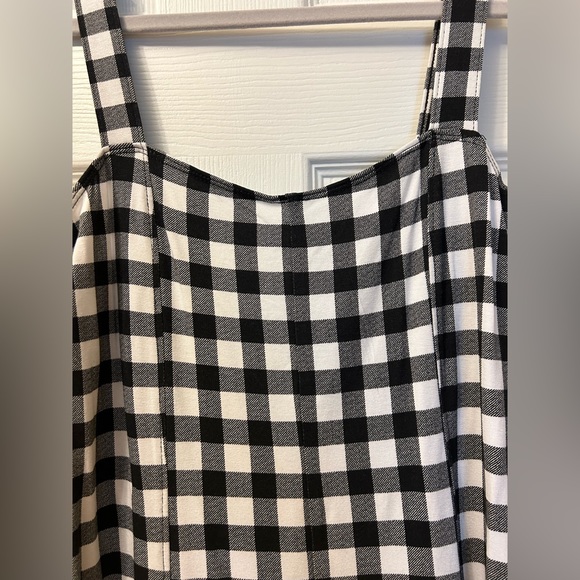 Forever 21 Black & White Gingham Sweetheart Neckline Romper - Picture 8 of 14